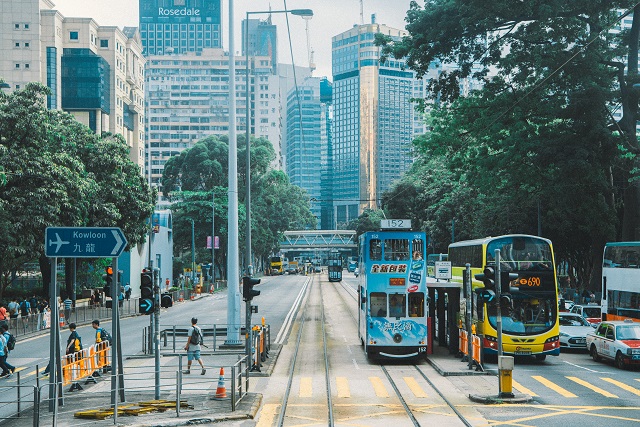 談一談哪種類型的企業(yè)更適合注冊香港公司